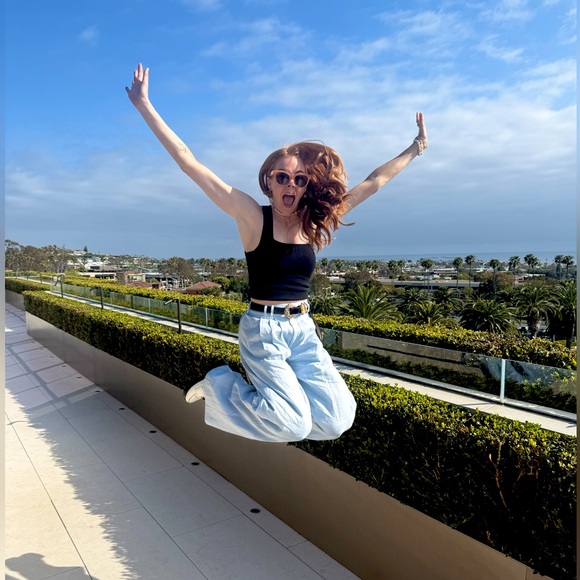 Meet your Posher, Scarlett - Picture 1 of 1